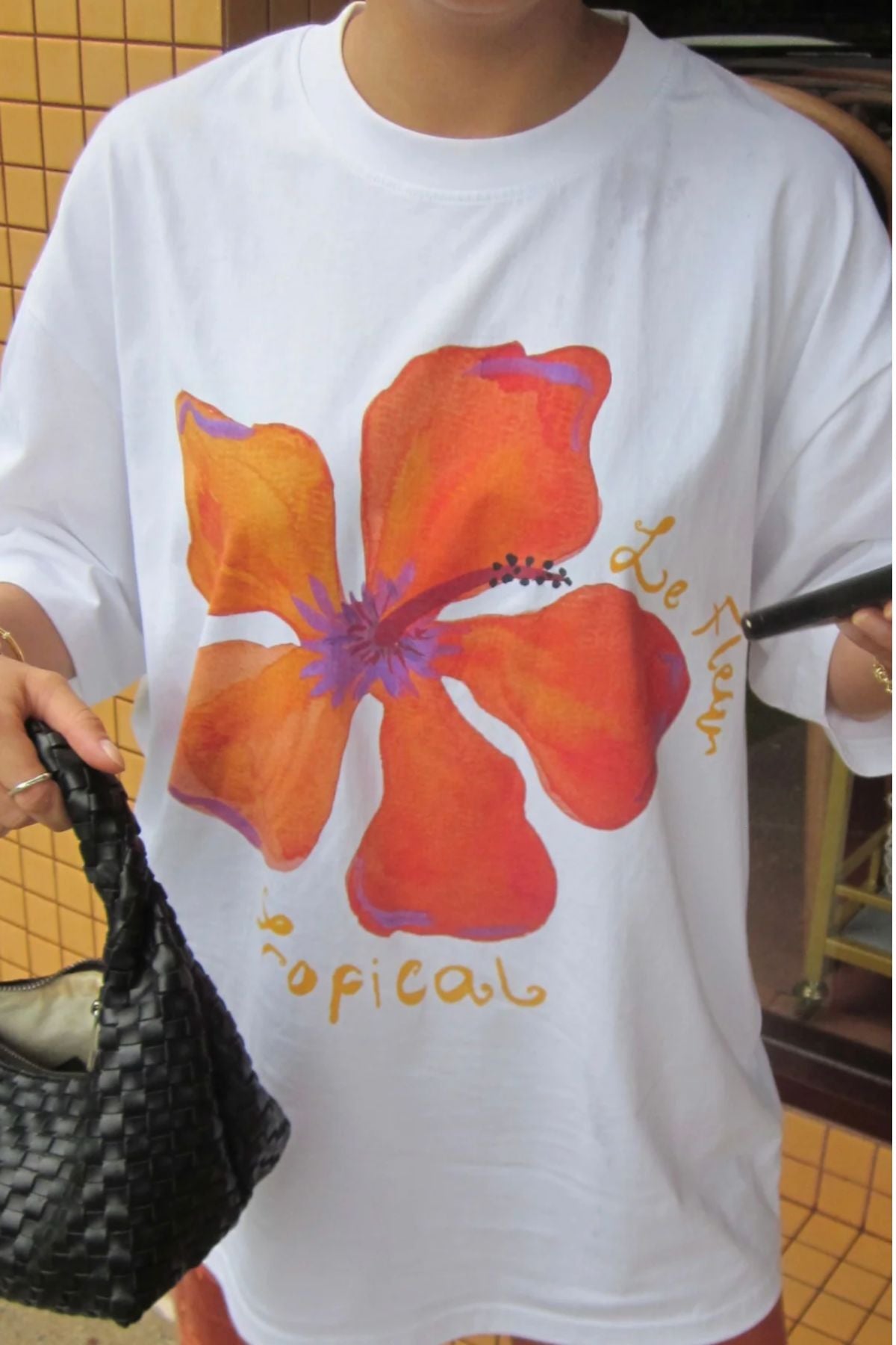 Maku Le Fleur Oversized Tee - White