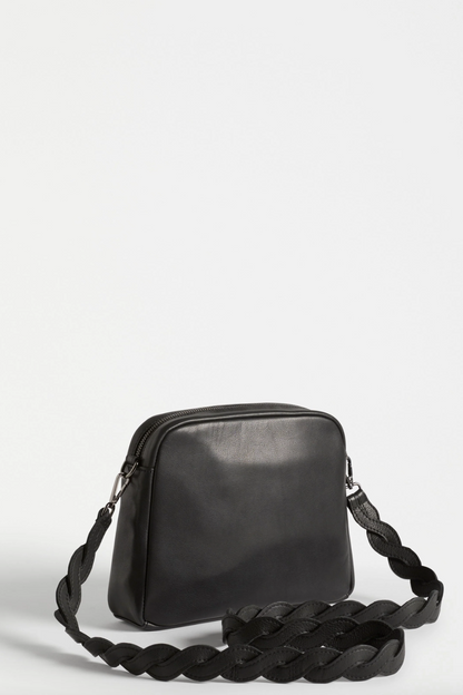 Arna Crossbody