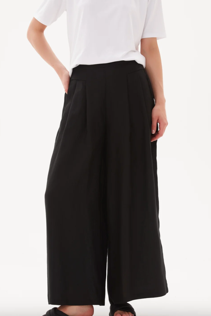 Pleat Front Palazzo Pant - Black