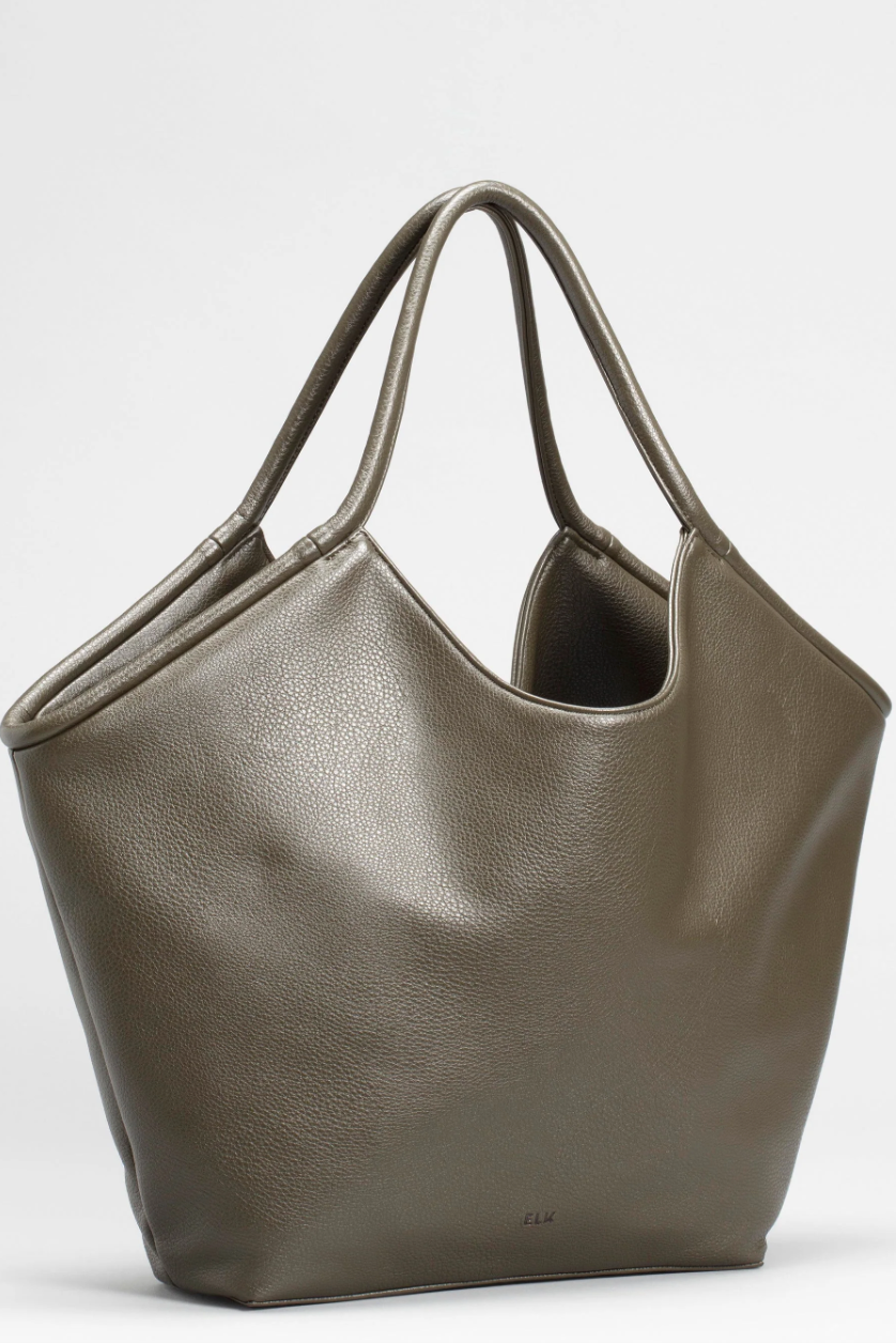 Ivet Tote