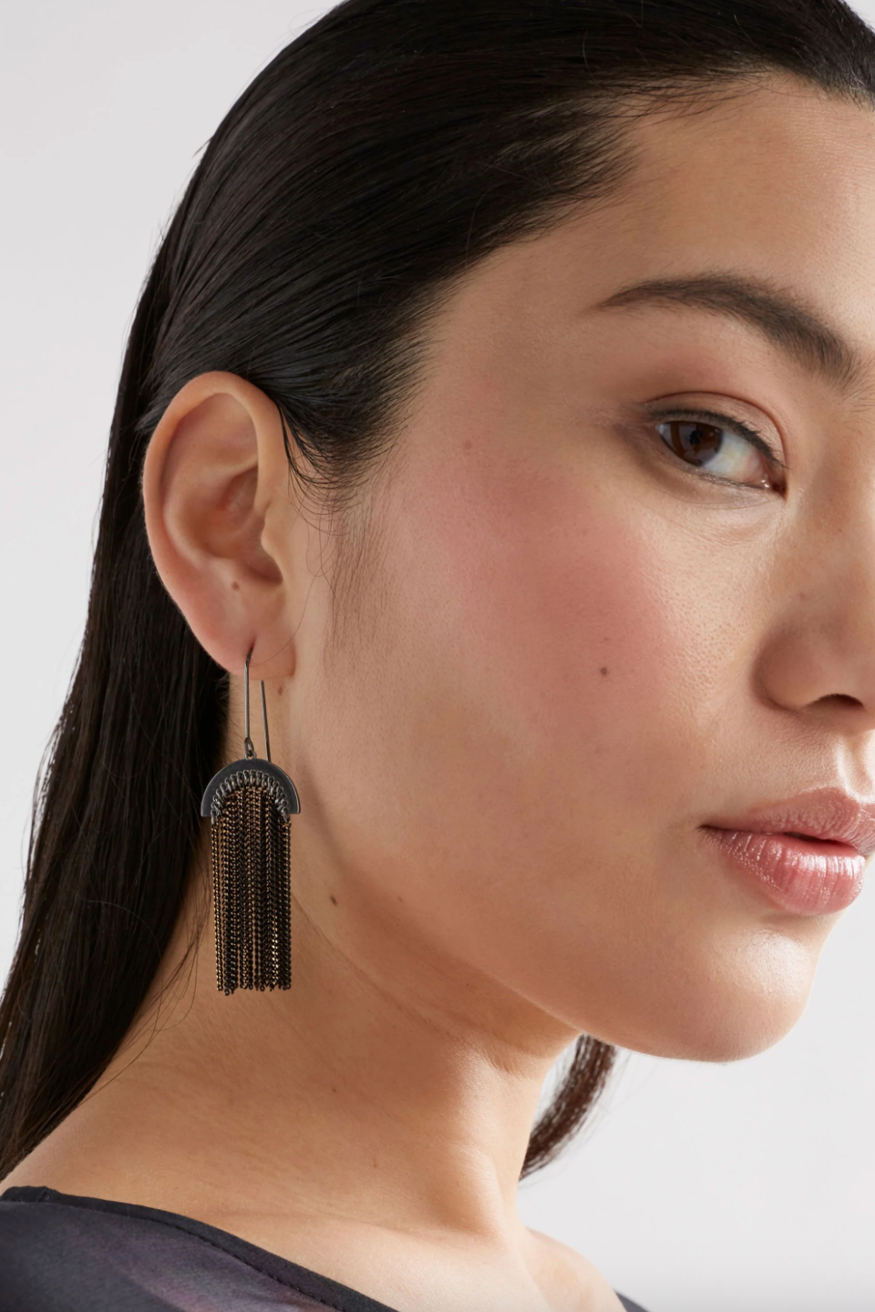 Kade Hook Earring - Black