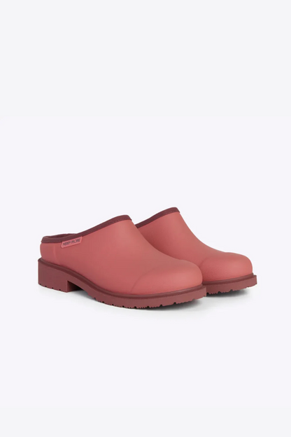 Billie Clog