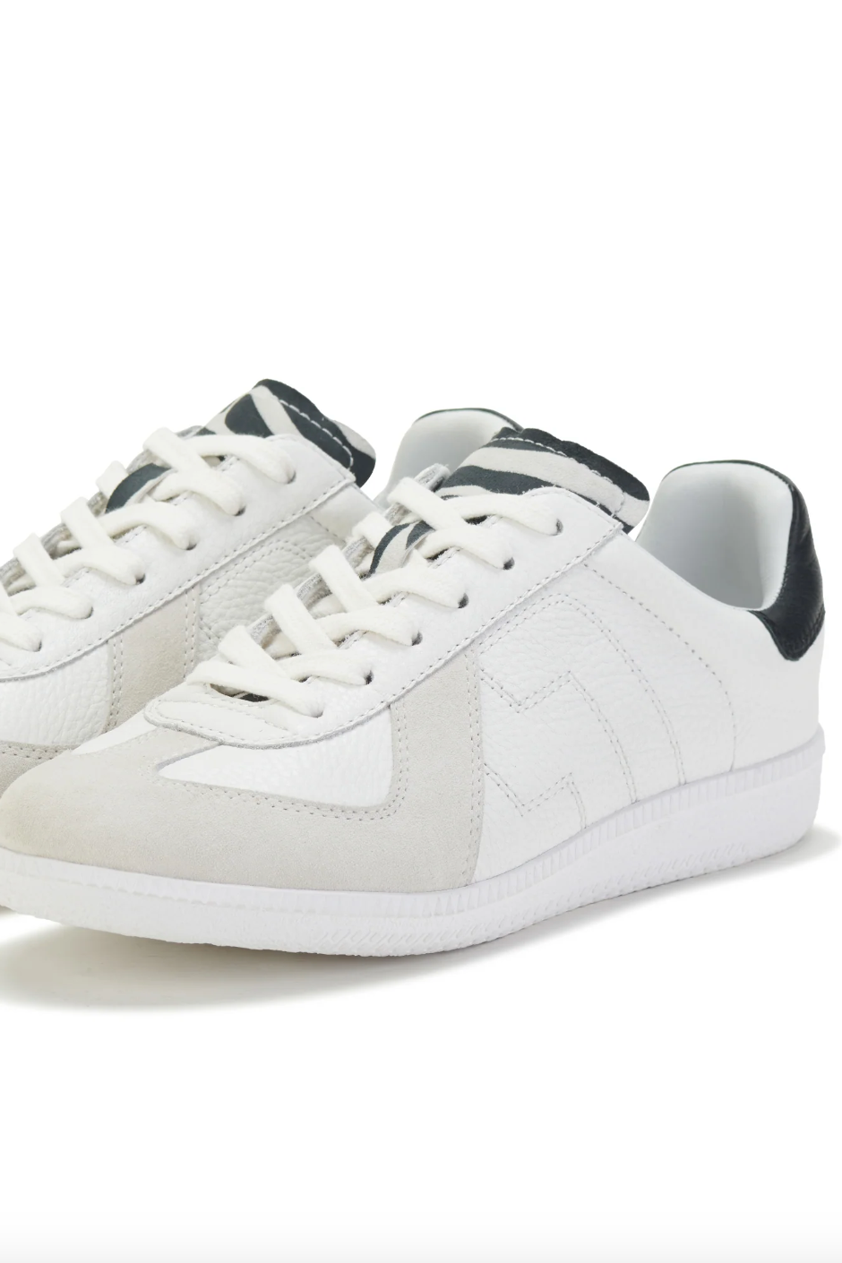 Pace Sneaker - White/Zebra