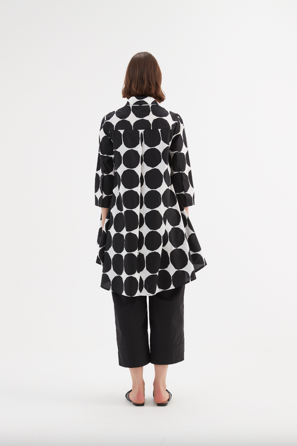 Print Swing Back Shirt - Black Spot