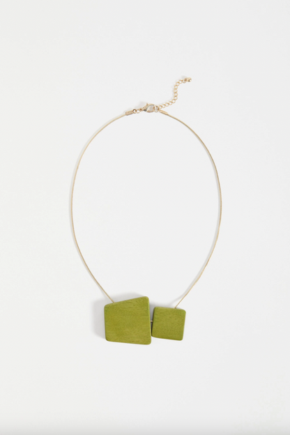 Staun Necklace