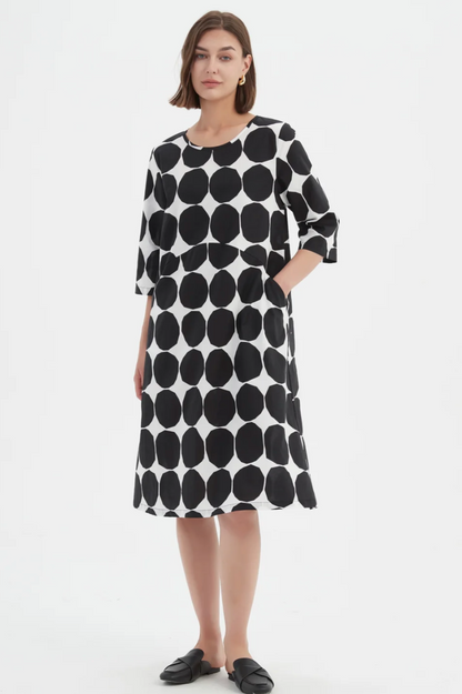 Curve Seam Poplin Dress - Black Spot