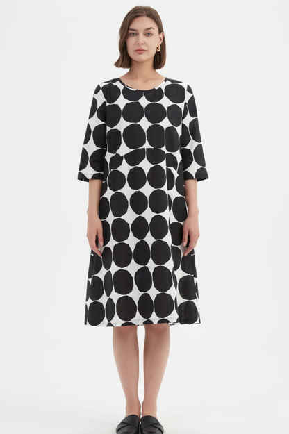 Curve Seam Poplin Dress - Black Spot