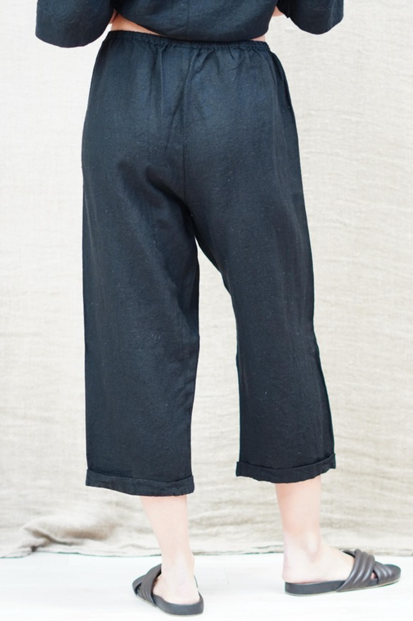 Tilly Linen 3/4 Pants - Black