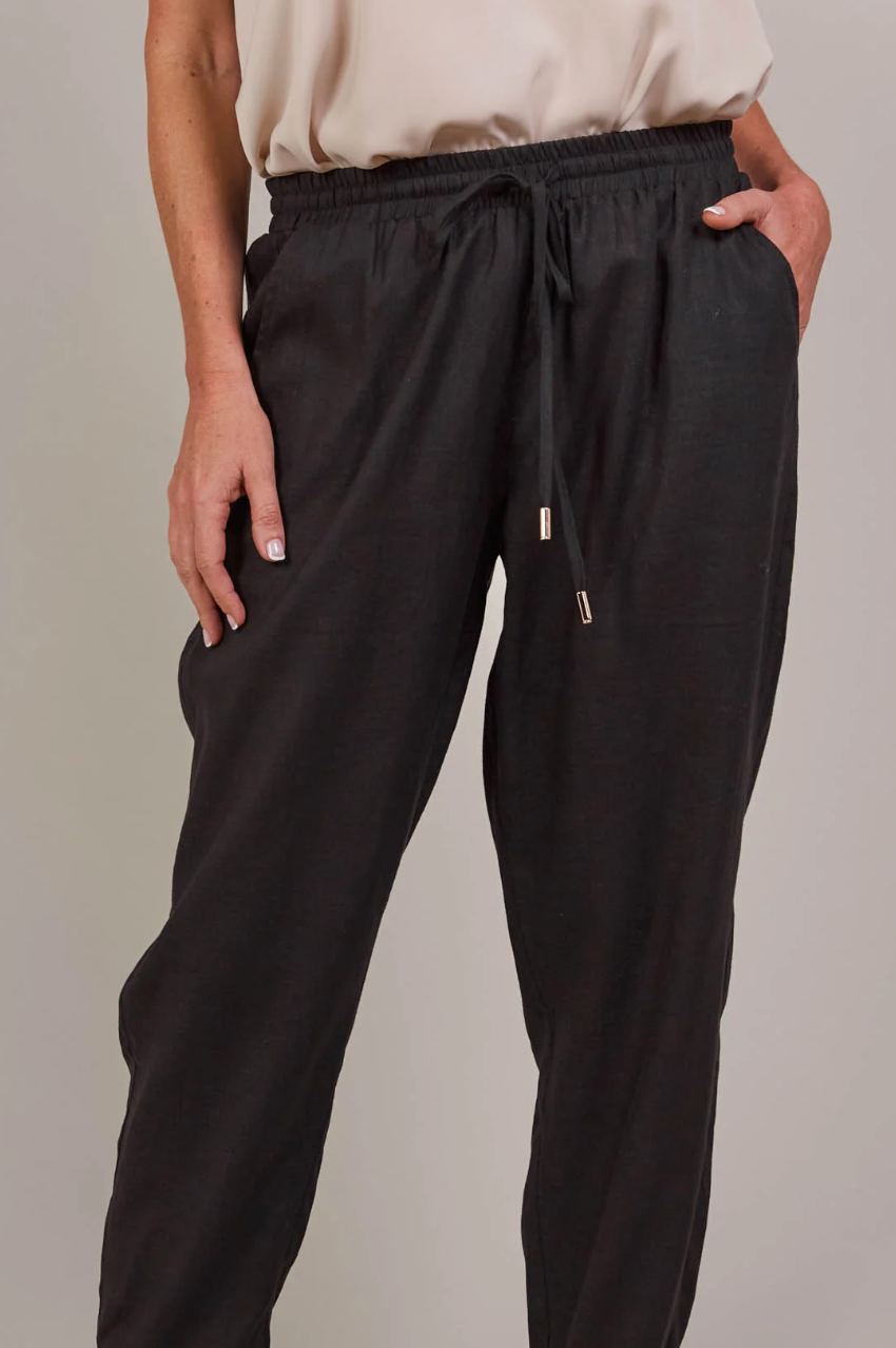 Laax Relaxed Pant - Black