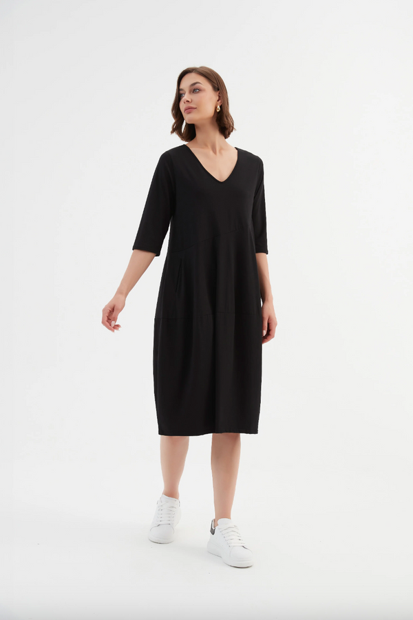 V Neck Diagonal Seam Dress - Black