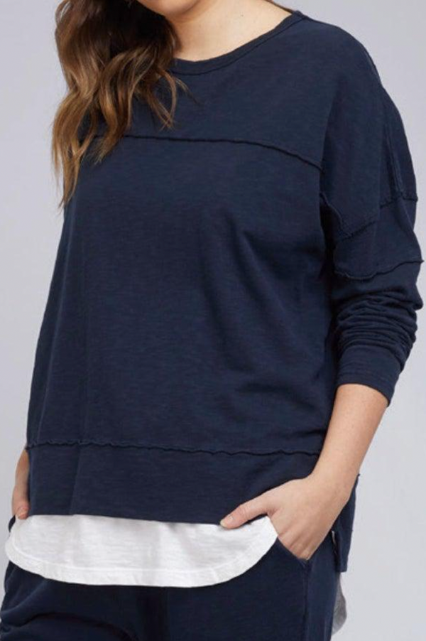 Jayne Throw on Top - Navy